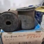 BOCIN DE PLATO,CHEVVOLET CAMARO, PONIAC 1982-1985   INFERIOR   POSTERIOR